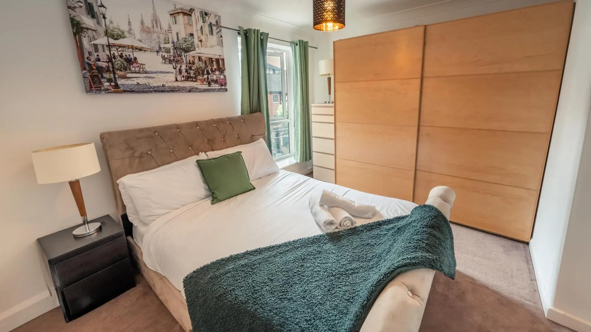 Excel London Riverview Luxury Apartment -Sleep 6- Free Parking- Playstation 4 0*,